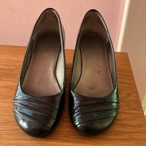 Me Too Patent Leather wedge shoes